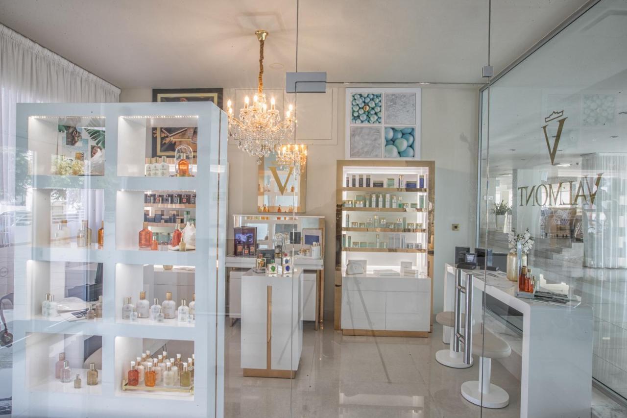 Vrissiana Boutique פרוטאראס